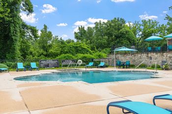 Outdoor pool & spa